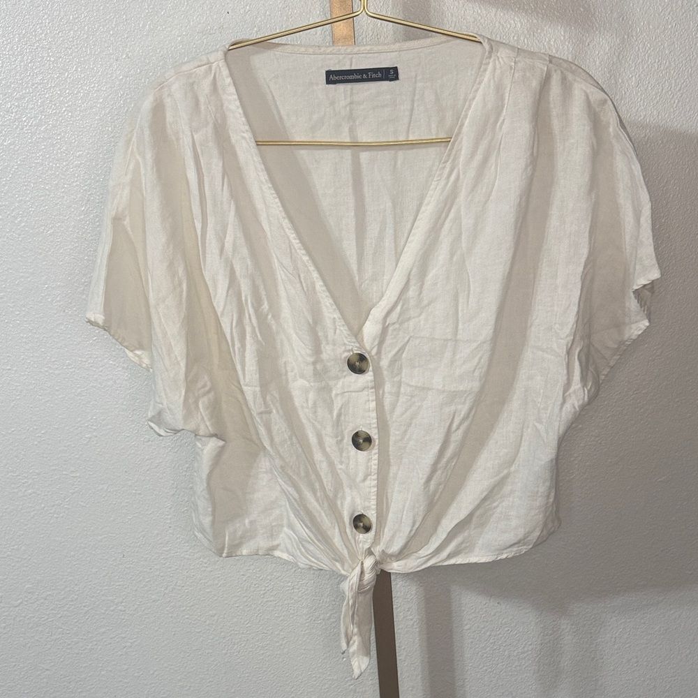 Abercrombie & Fitch Cream Buttoned Blouse- Small